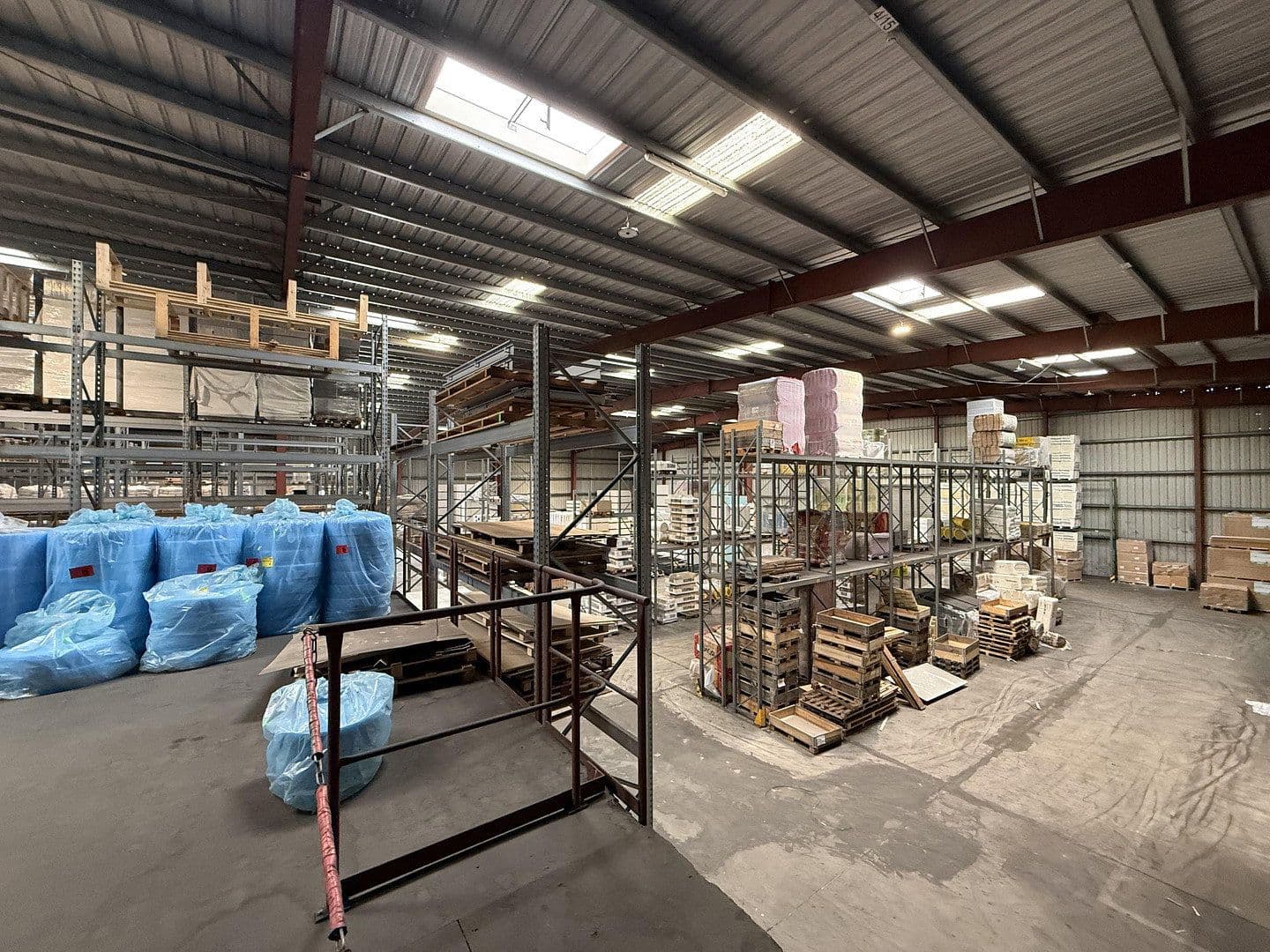 Prodej nebytového prostoru 12.188 m², Dämmstoffstraße 1, Bitterfeld-Wolfen, Sasko-Anhaltsko Prodej nebytového prostoru 12.188 m², Dämmstoffstraße 1, Bitterfeld-Wolfen, Sasko-Anhaltsko