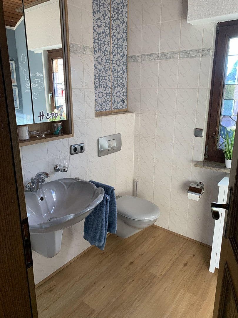 Pronájem bytu 3+1 93 m², Amselstr. 13a, Niederkassel, Severní Porýní-Vestfálsko Pronájem bytu 3+1 93 m², Amselstr. 13a, Niederkassel, Severní Porýní-Vestfálsko