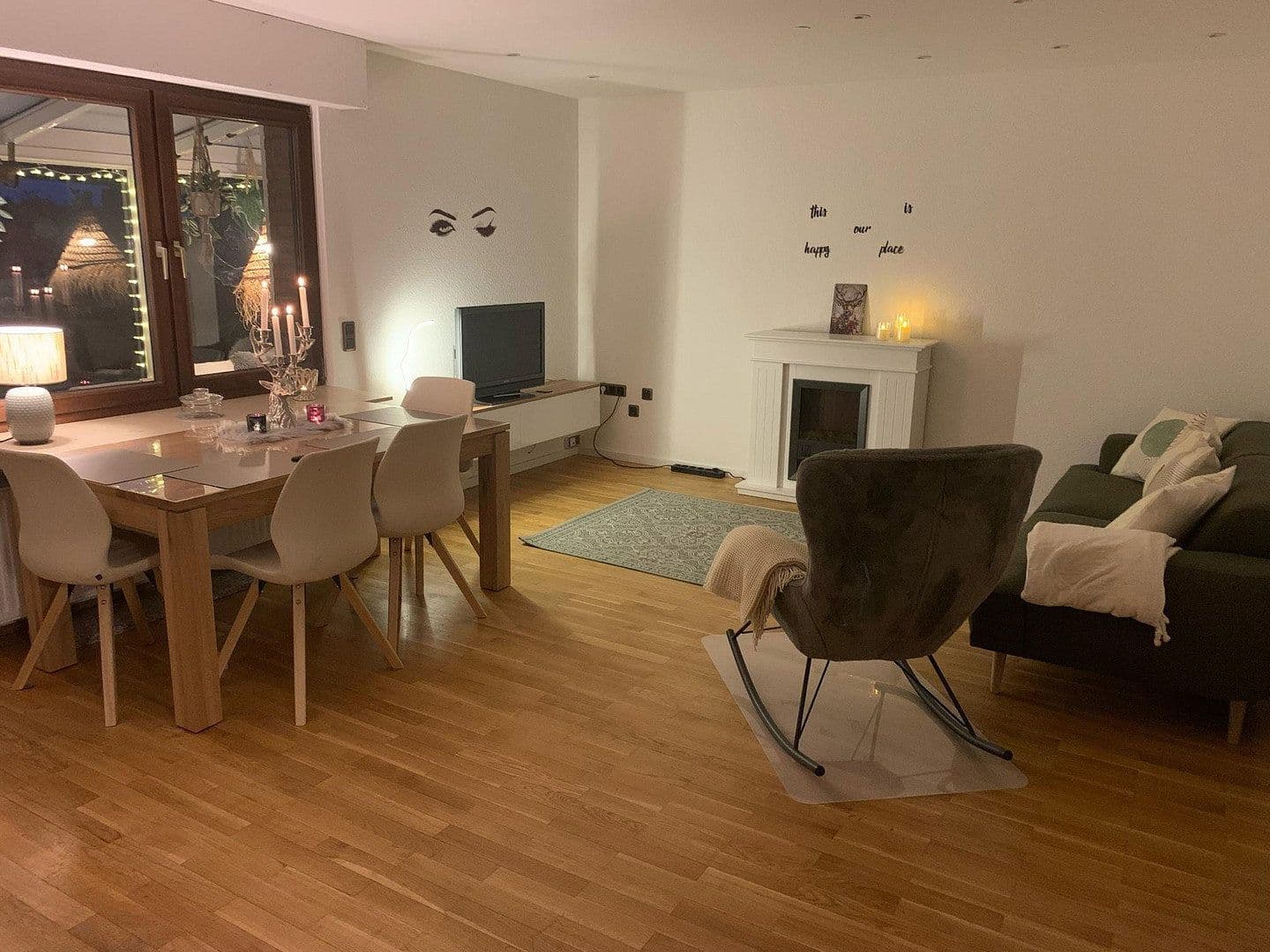 Pronájem bytu 3+1 93 m², Amselstr. 13a, Niederkassel, Severní Porýní-Vestfálsko Pronájem bytu 3+1 93 m², Amselstr. 13a, Niederkassel, Severní Porýní-Vestfálsko