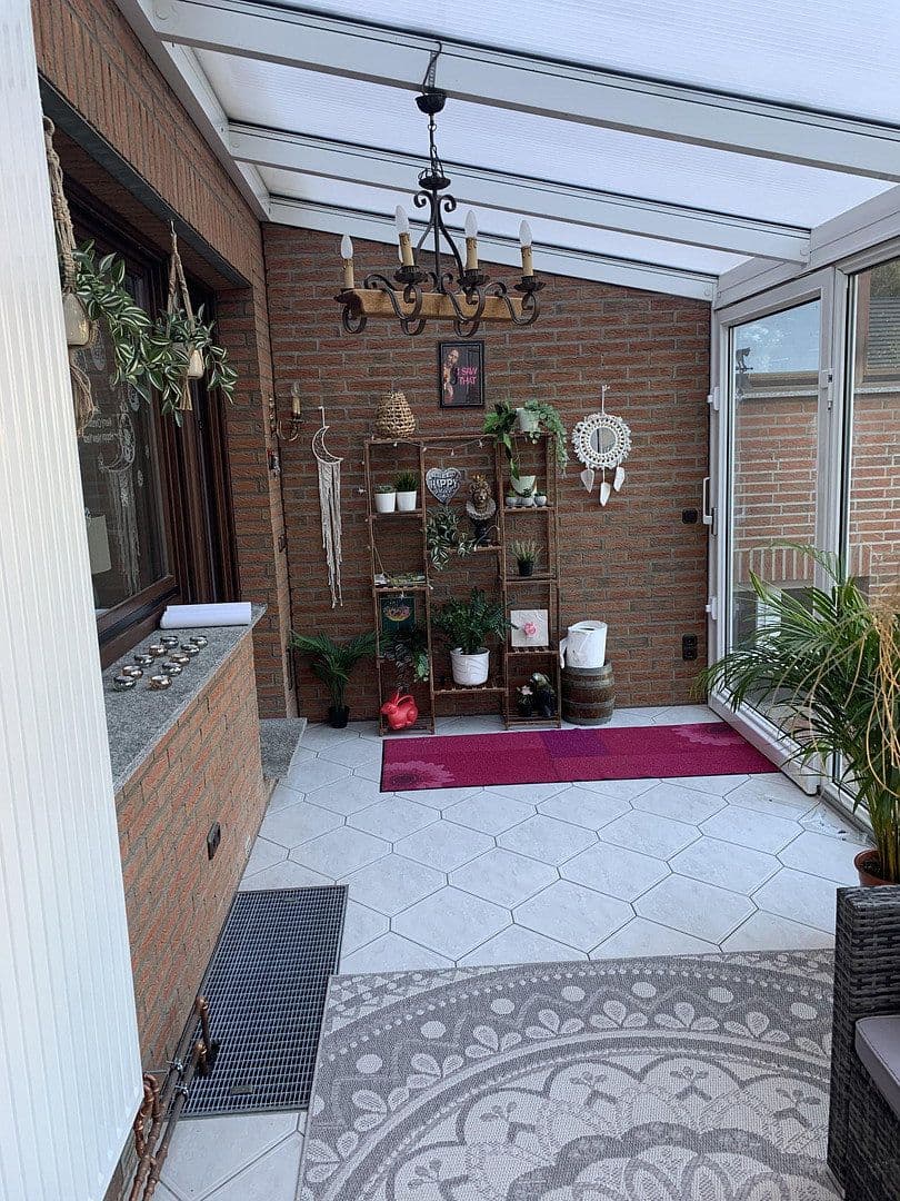 Pronájem bytu 3+1 93 m², Amselstr. 13a, Niederkassel, Severní Porýní-Vestfálsko Pronájem bytu 3+1 93 m², Amselstr. 13a, Niederkassel, Severní Porýní-Vestfálsko