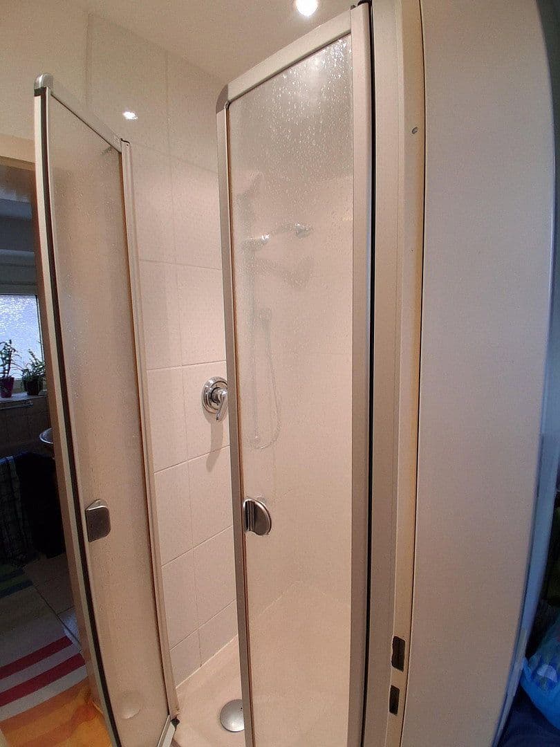 Prodej bytu 4+1 117 m², Bonn, Severní Porýní-Vestfálsko Prodej bytu 4+1 117 m², Bonn, Severní Porýní-Vestfálsko