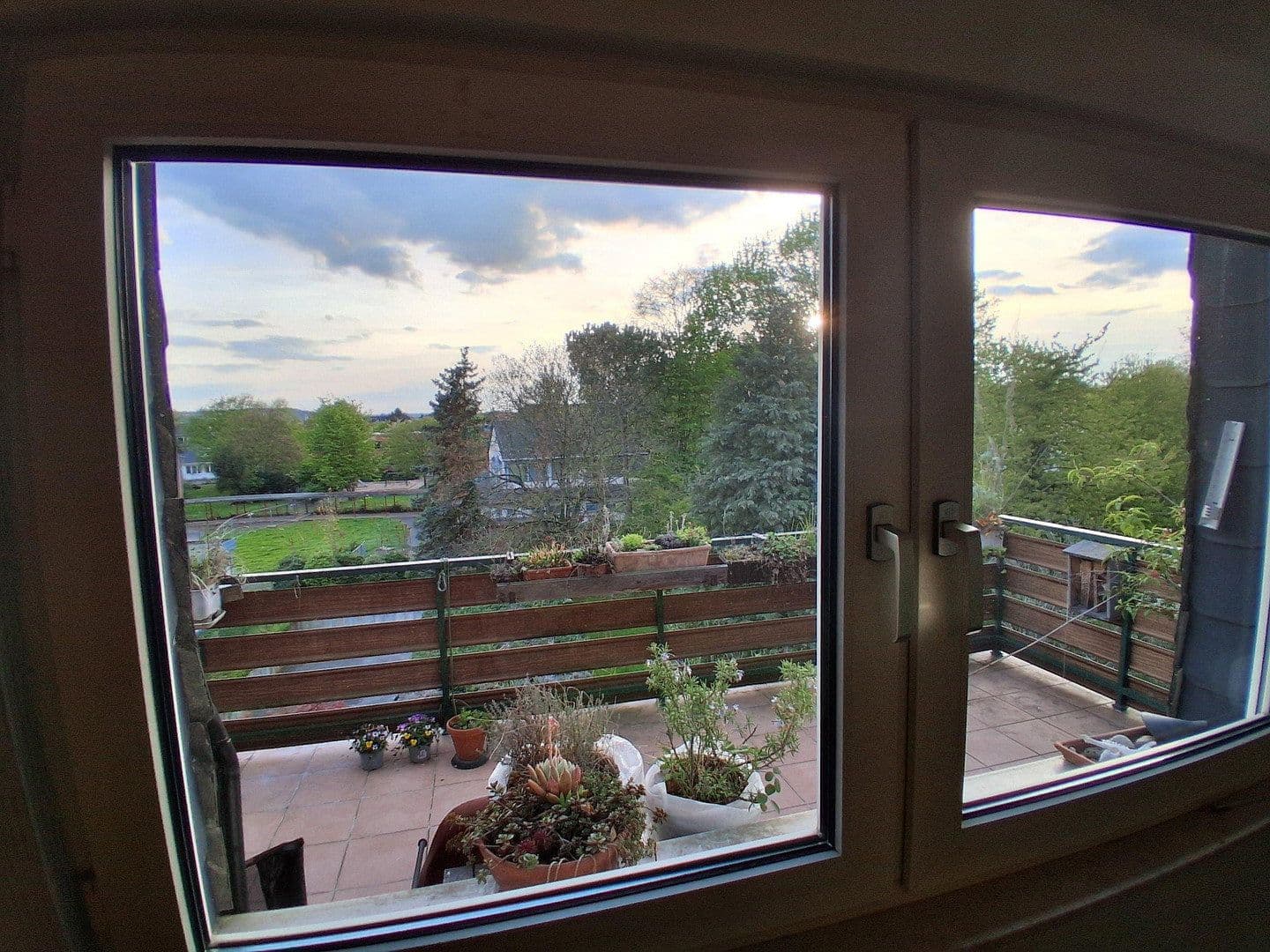 Prodej bytu 4+1 117 m², Bonn, Severní Porýní-Vestfálsko Prodej bytu 4+1 117 m², Bonn, Severní Porýní-Vestfálsko