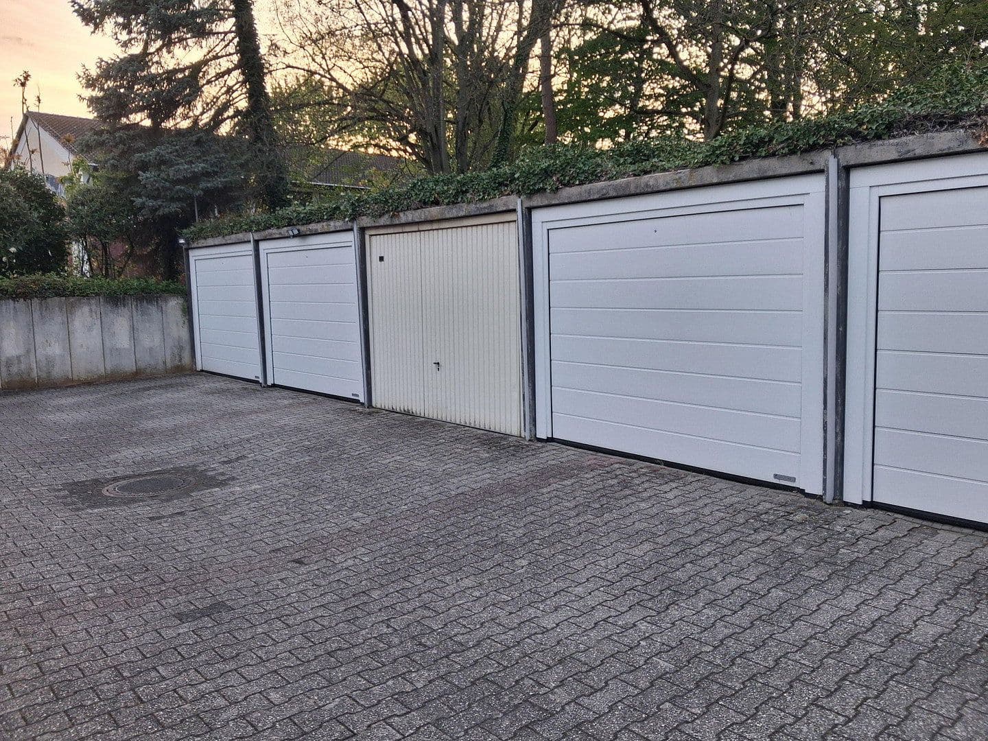 Prodej bytu 4+1 117 m², Bonn, Severní Porýní-Vestfálsko Prodej bytu 4+1 117 m², Bonn, Severní Porýní-Vestfálsko