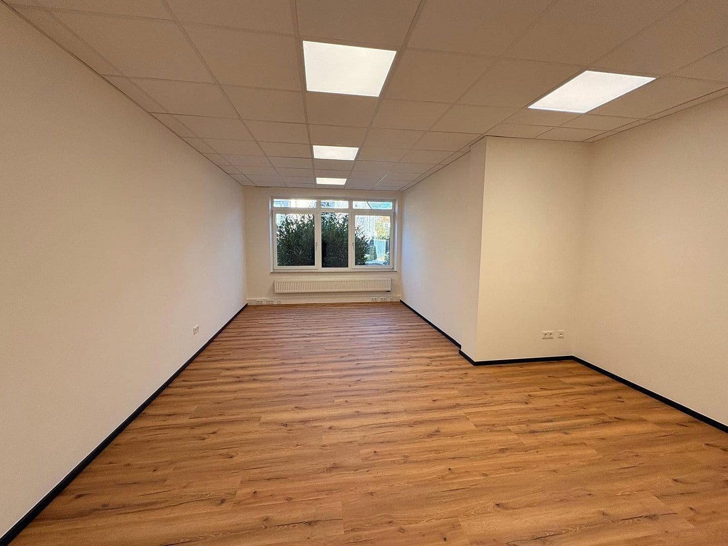 Pronájem kanceláře 407 m², Mühlenweg 16, Geldern, Severní Porýní-Vestfálsko Pronájem kanceláře 407 m², Mühlenweg 16, Geldern, Severní Porýní-Vestfálsko