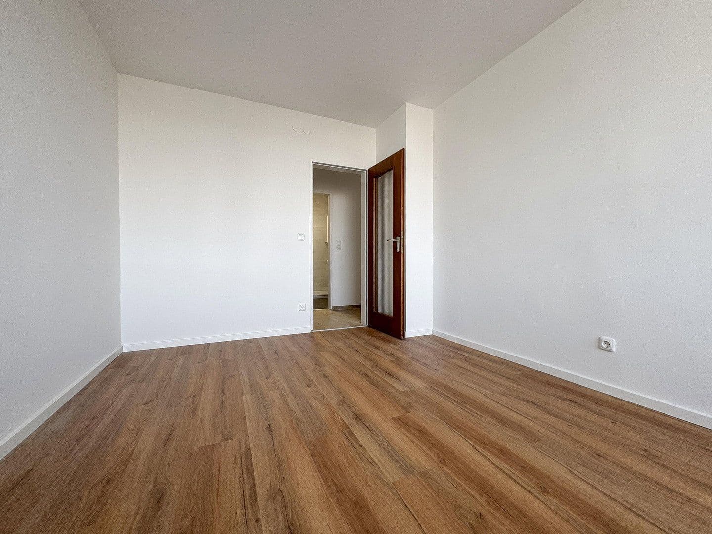 Pronájem bytu 3+1 85 m², Isarstraße 26, Regensburg, Bavorsko Pronájem bytu 3+1 85 m², Isarstraße 26, Regensburg, Bavorsko