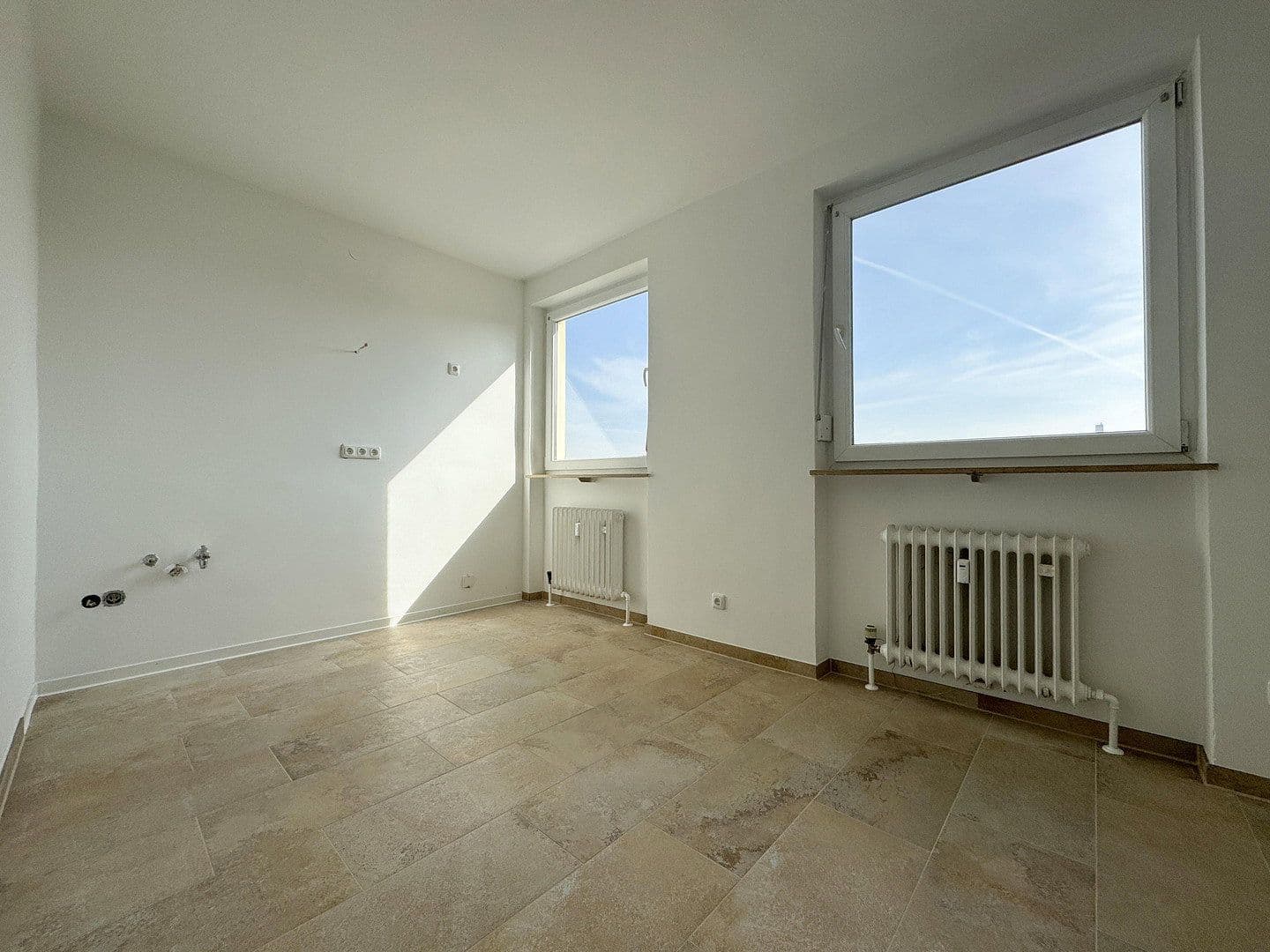 Pronájem bytu 3+1 85 m², Isarstraße 26, Regensburg, Bavorsko Pronájem bytu 3+1 85 m², Isarstraße 26, Regensburg, Bavorsko
