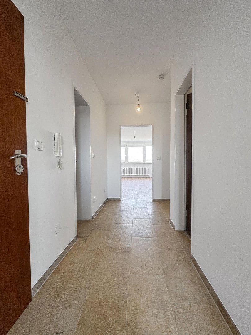 Pronájem bytu 3+1 85 m², Isarstraße 26, Regensburg, Bavorsko Pronájem bytu 3+1 85 m², Isarstraße 26, Regensburg, Bavorsko
