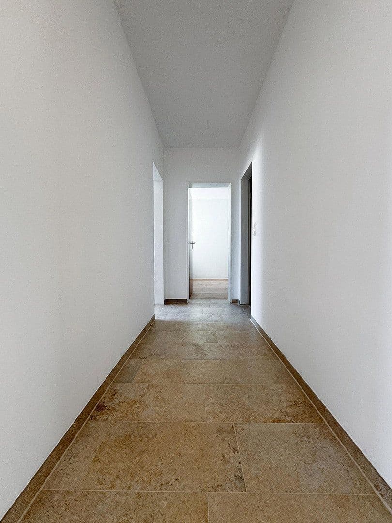 Pronájem bytu 3+1 85 m², Isarstraße 26, Regensburg, Bavorsko Pronájem bytu 3+1 85 m², Isarstraße 26, Regensburg, Bavorsko