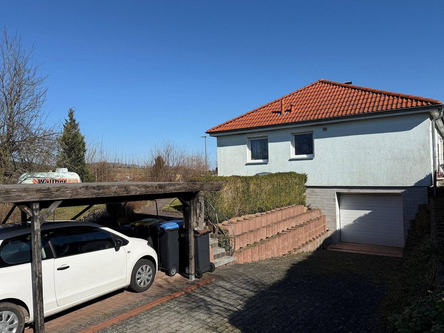 Prodej domu 97 m², pozemek 704 m², Flieden, Hessen Prodej domu 97 m², pozemek 704 m², Flieden, Hessen