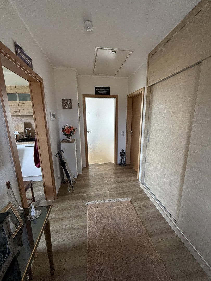 Prodej domu 97 m², pozemek 704 m², Flieden, Hessen Prodej domu 97 m², pozemek 704 m², Flieden, Hessen