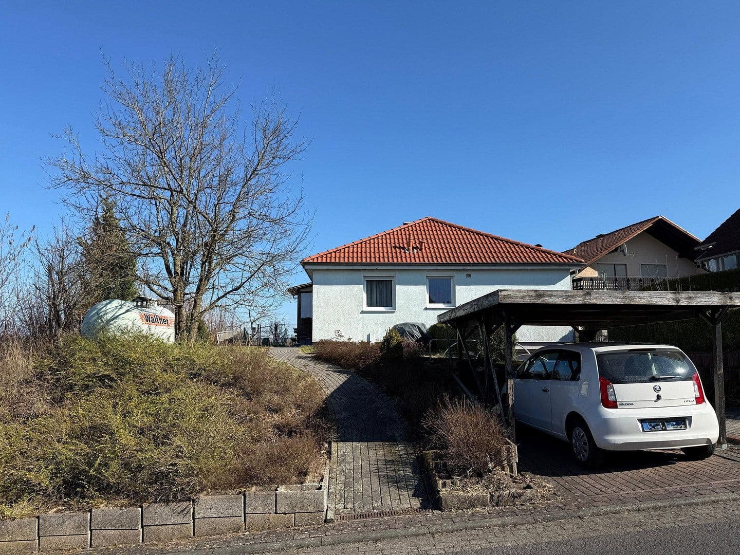 Prodej domu 97 m², pozemek 704 m², Flieden, Hessen Prodej domu 97 m², pozemek 704 m², Flieden, Hessen