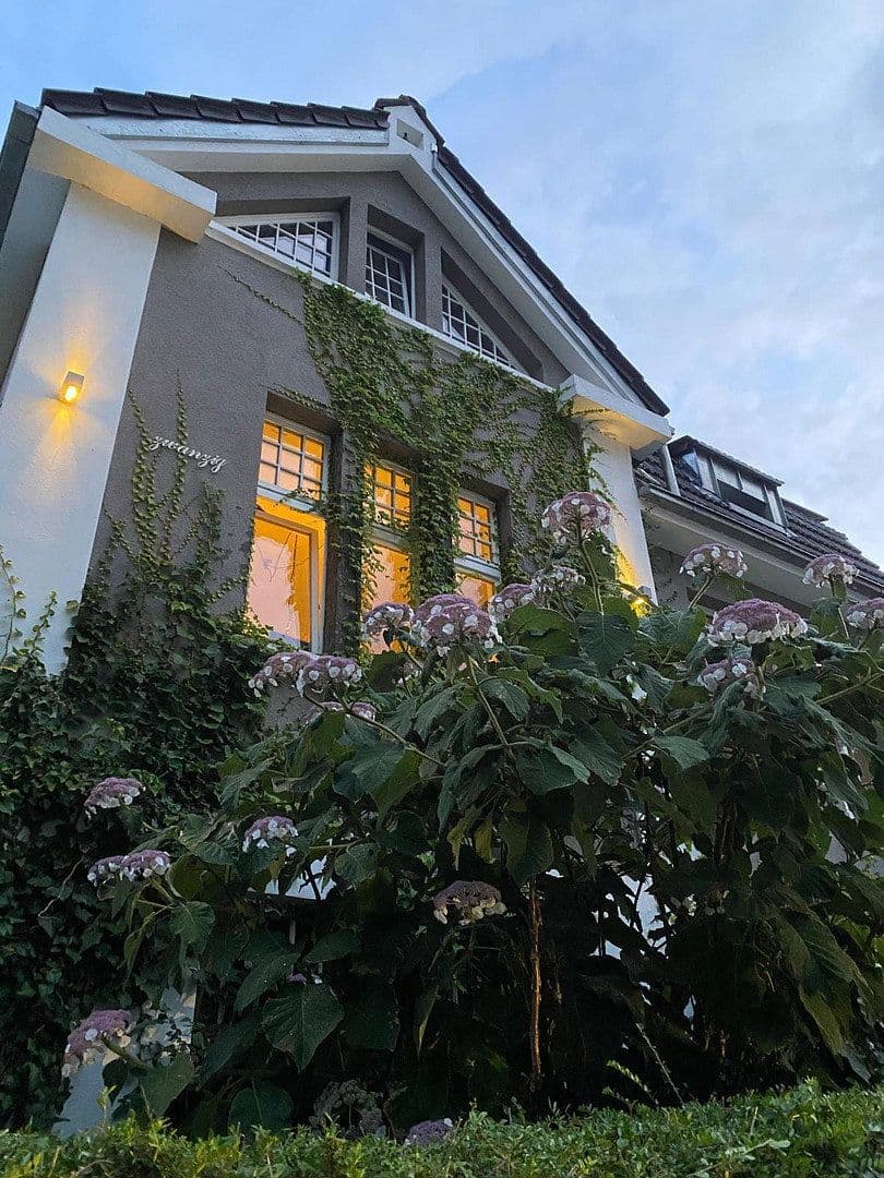Prodej domu 105 m², pozemek 302 m², Benngasse 20, Bonn, Severní Porýní-Vestfálsko Prodej domu 105 m², pozemek 302 m², Benngasse 20, Bonn, Severní Porýní-Vestfálsko