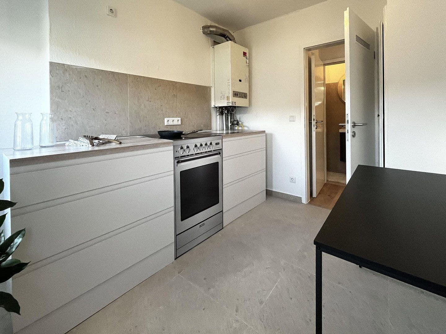 Prodej bytu 2+kk 42 m², Nietzschestraße 8, Bremen, Bremen Prodej bytu 2+kk 42 m², Nietzschestraße 8, Bremen, Bremen