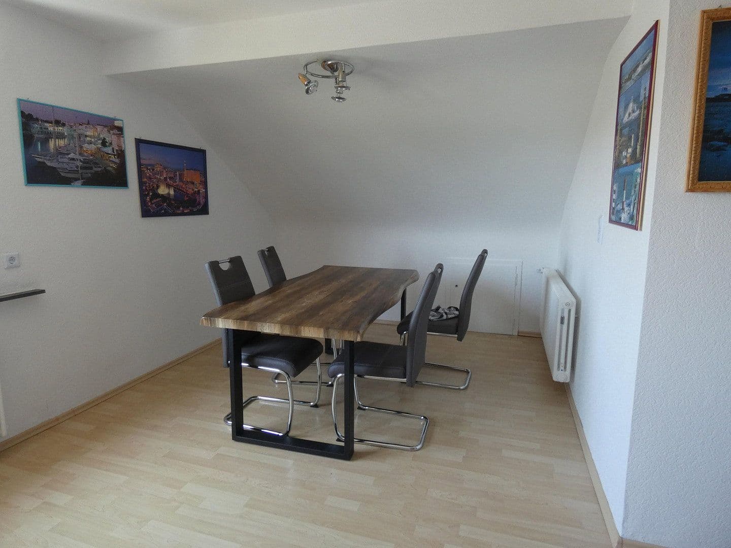 Prodej bytu 4+1 170 m², Rüsselsheim am Main, Hessen Prodej bytu 4+1 170 m², Rüsselsheim am Main, Hessen