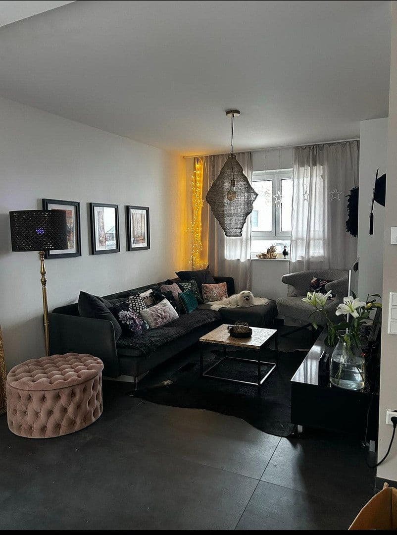 Prodej domu 160 m², pozemek 217 m², Albert-Schweitzer-Straße 23f, Grünstadt, Porýní-Falc Prodej domu 160 m², pozemek 217 m², Albert-Schweitzer-Straße 23f, Grünstadt, Porýní-Falc