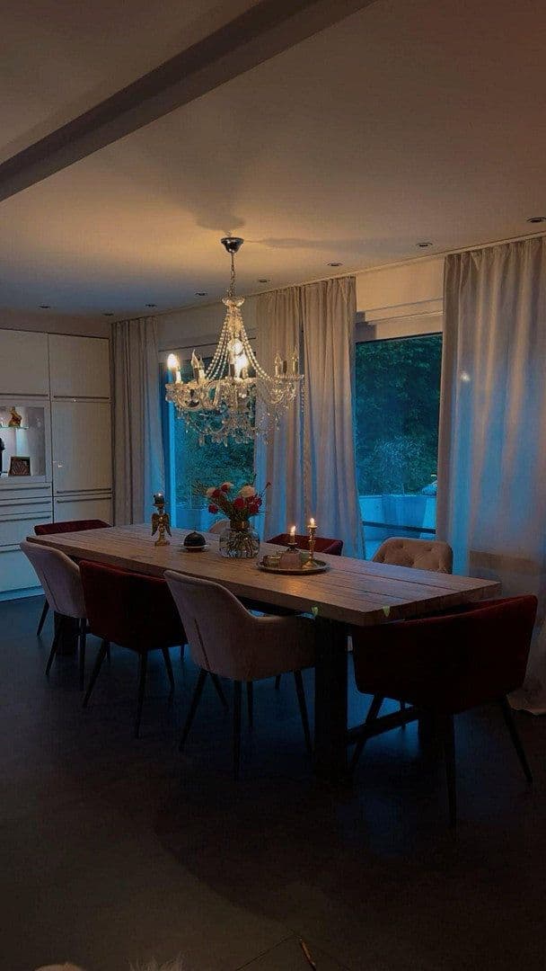 Prodej domu 160 m², pozemek 217 m², Albert-Schweitzer-Straße 23f, Grünstadt, Porýní-Falc Prodej domu 160 m², pozemek 217 m², Albert-Schweitzer-Straße 23f, Grünstadt, Porýní-Falc