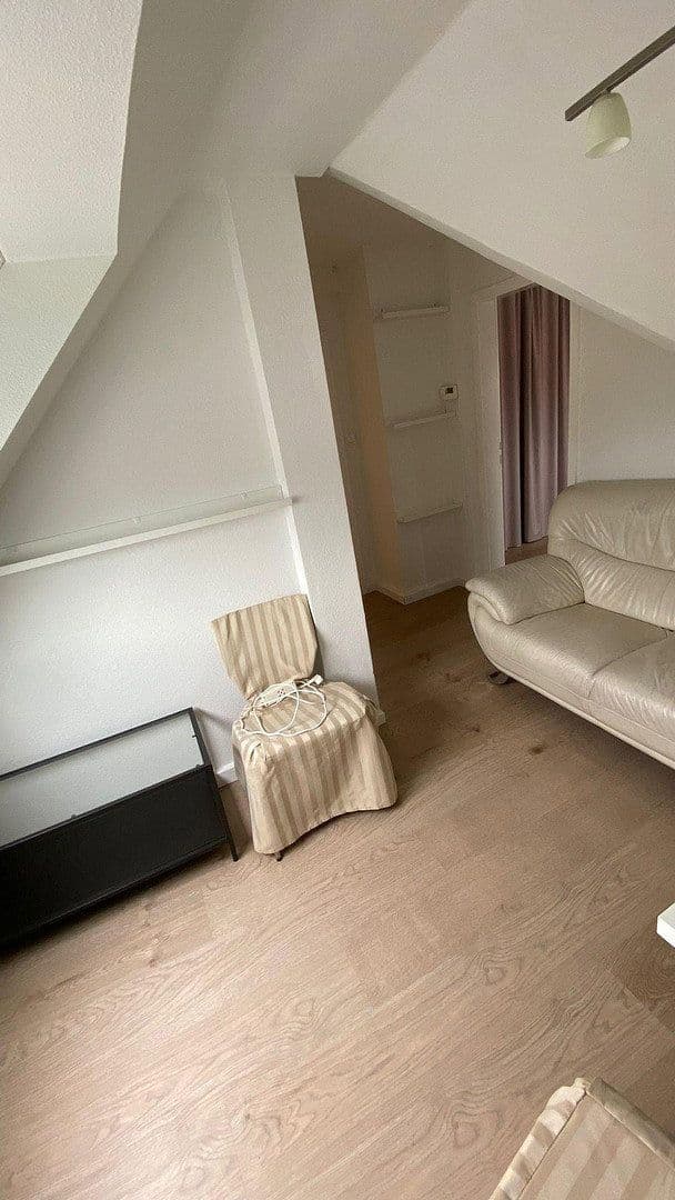 Pronájem bytu 2+kk 50 m², STUTTGART, Bádensko-Württembersko Pronájem bytu 2+kk 50 m², STUTTGART, Bádensko-Württembersko