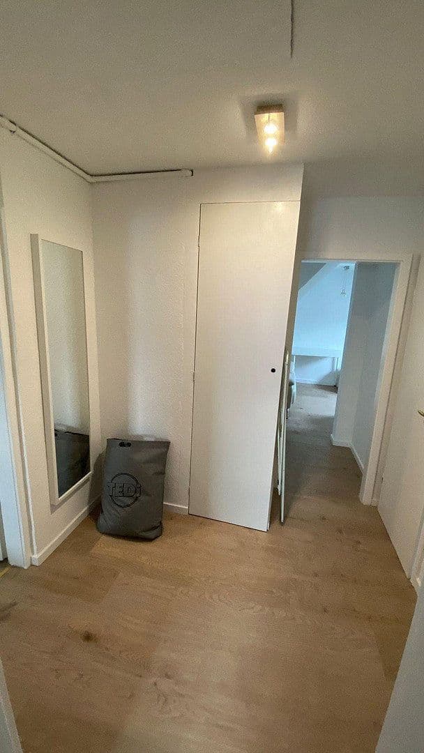 Pronájem bytu 2+kk 50 m², STUTTGART, Bádensko-Württembersko Pronájem bytu 2+kk 50 m², STUTTGART, Bádensko-Württembersko