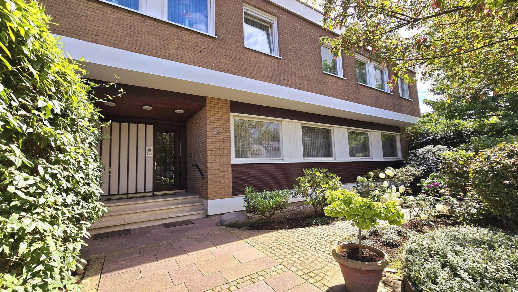 Prodej domu 308 m², pozemek 1.352 m², Moselstraße, Euskirchen, Severní Porýní-Vestfálsko Prodej domu 308 m², pozemek 1.352 m², Moselstraße, Euskirchen, Severní Porýní-Vestfálsko