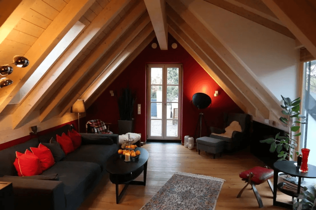 Pronájem bytu 5+1 141 m², Sudetendeutsche Straße 31a, München, Bavorsko Pronájem bytu 5+1 141 m², Sudetendeutsche Straße 31a, München, Bavorsko