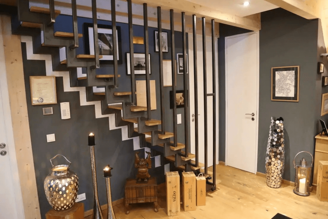 Pronájem bytu 5+1 141 m², Sudetendeutsche Straße 31a, München, Bavorsko Pronájem bytu 5+1 141 m², Sudetendeutsche Straße 31a, München, Bavorsko