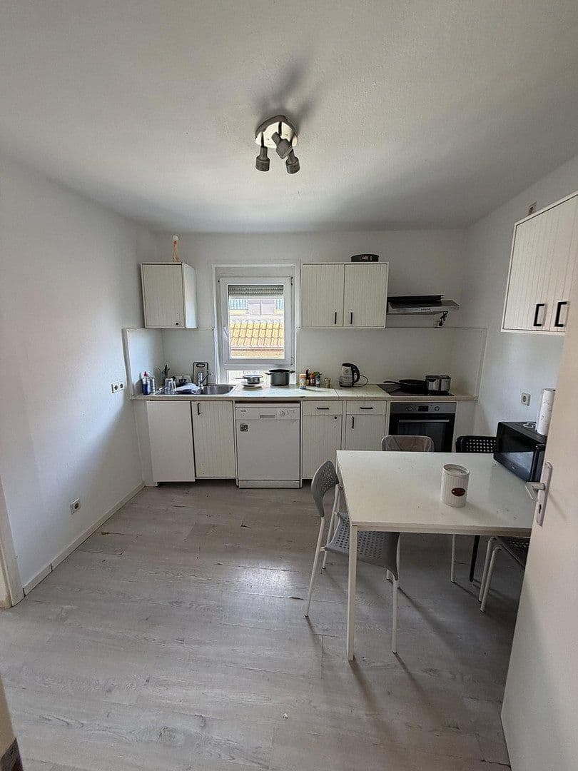 Prodej domu 267 m², pozemek 103 m², Hauptstraße 18, Böblingen, Bádensko-Württembersko Prodej domu 267 m², pozemek 103 m², Hauptstraße 18, Böblingen, Bádensko-Württembersko