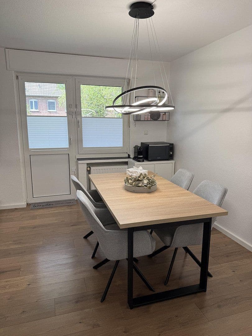 Pronájem bytu 2+1 57 m², Meerbusch, Severní Porýní-Vestfálsko Pronájem bytu 2+1 57 m², Meerbusch, Severní Porýní-Vestfálsko