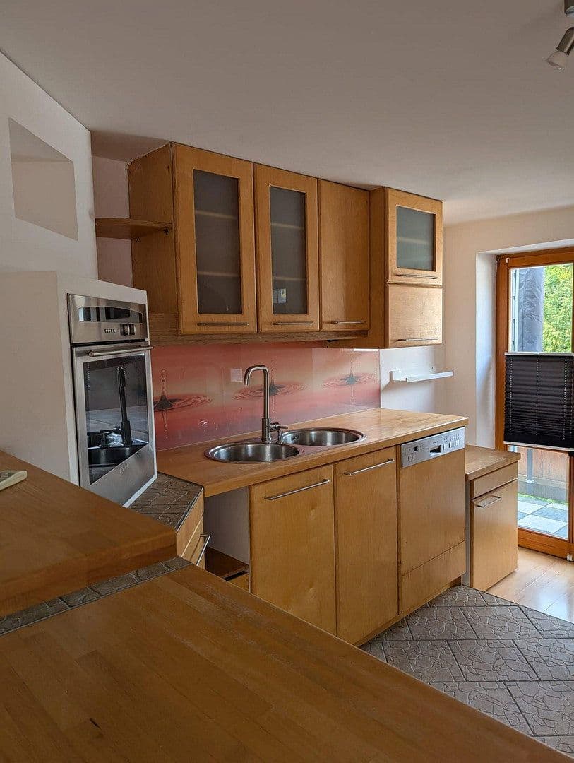 Prodej bytu 4+1 114 m², Altendorf / Mörnsheim, Bavorsko Prodej bytu 4+1 114 m², Altendorf / Mörnsheim, Bavorsko