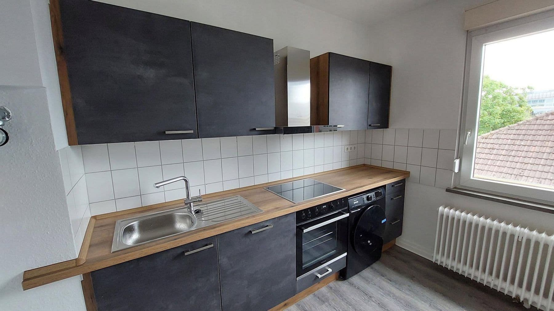 Pronájem bytu 4+1 74 m², Emser Strasse 40, Frankfurt, Hessen Pronájem bytu 4+1 74 m², Emser Strasse 40, Frankfurt, Hessen