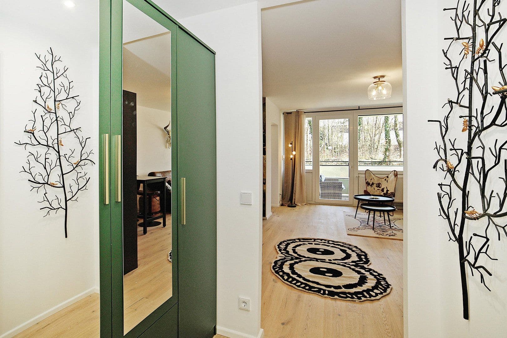 Pronájem bytu 1+1 47 m², Tettnanger Str. 4, München, Bavorsko Pronájem bytu 1+1 47 m², Tettnanger Str. 4, München, Bavorsko