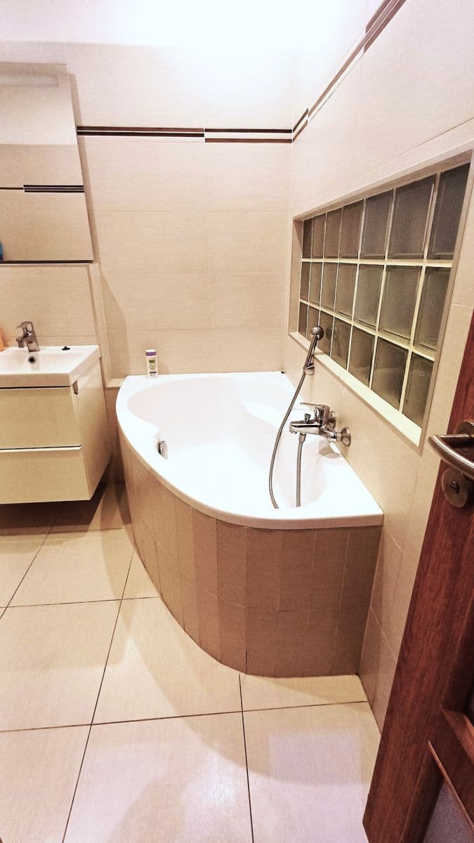 Prodej bytu 1+1 40 m², Francouzská, Praha, Praha Prodej bytu 1+1 40 m², Francouzská, Praha, Praha