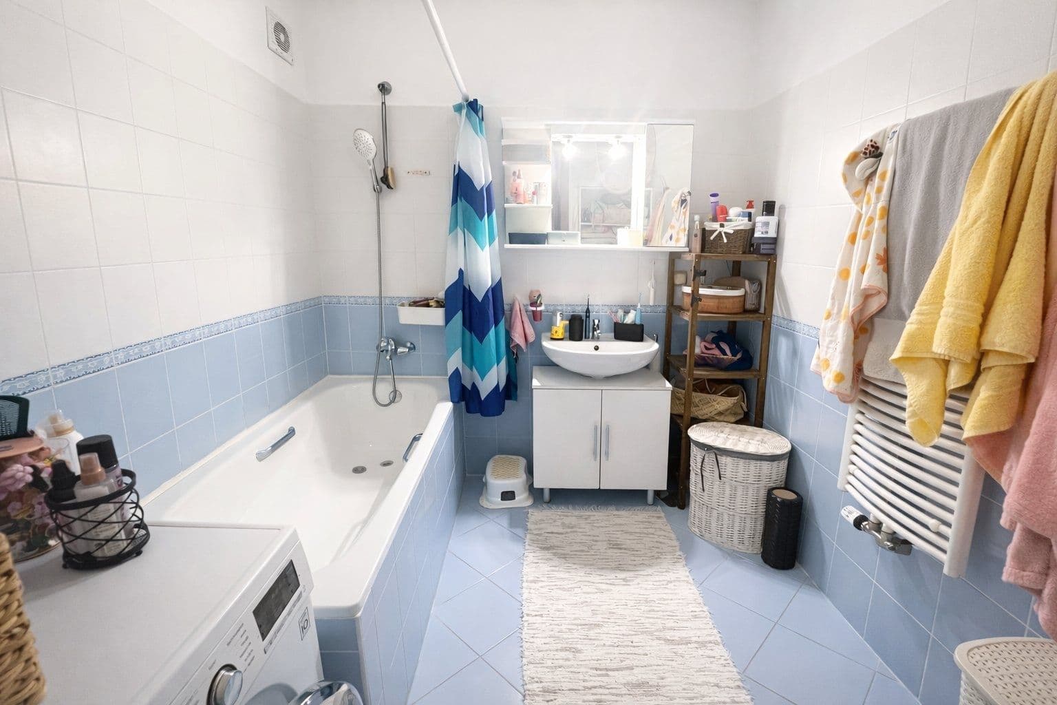 Pronájem bytu 2+kk 54 m², Ústavní, Praha, Praha Pronájem bytu 2+kk 54 m², Ústavní, Praha, Praha