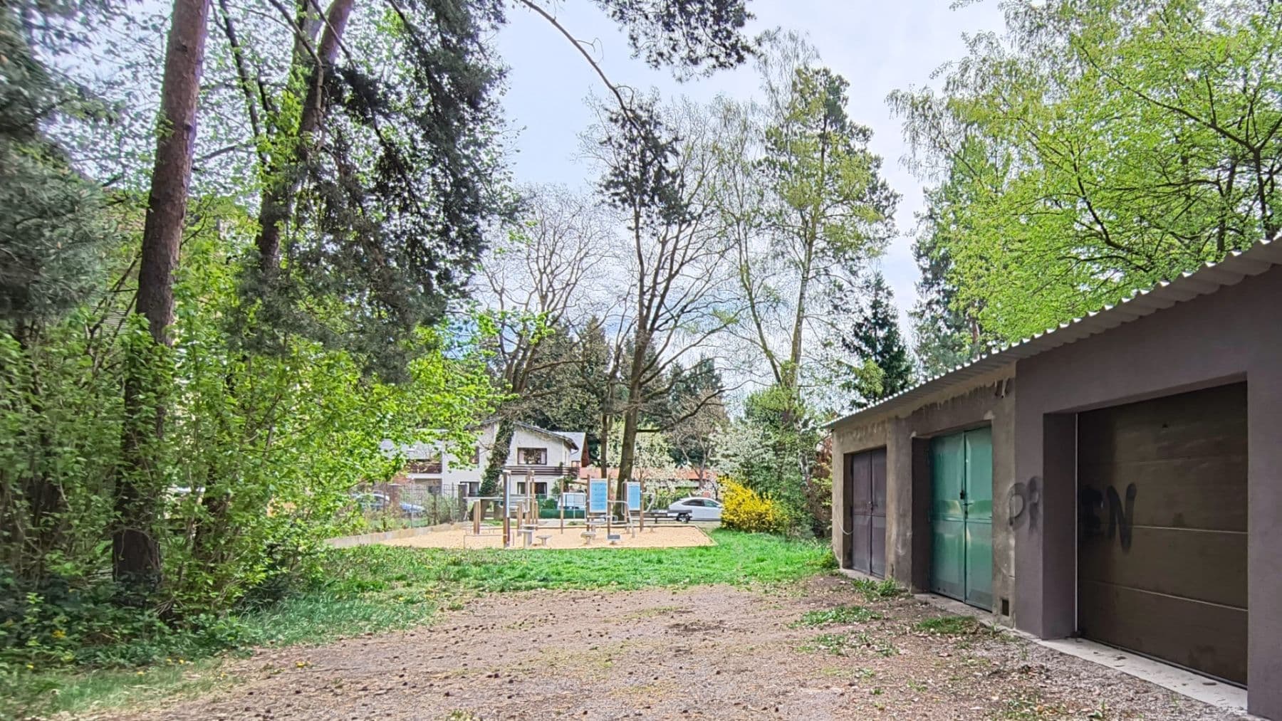 Prodej garáže 23 m², Praha, Praha Prodej garáže 23 m², Praha, Praha