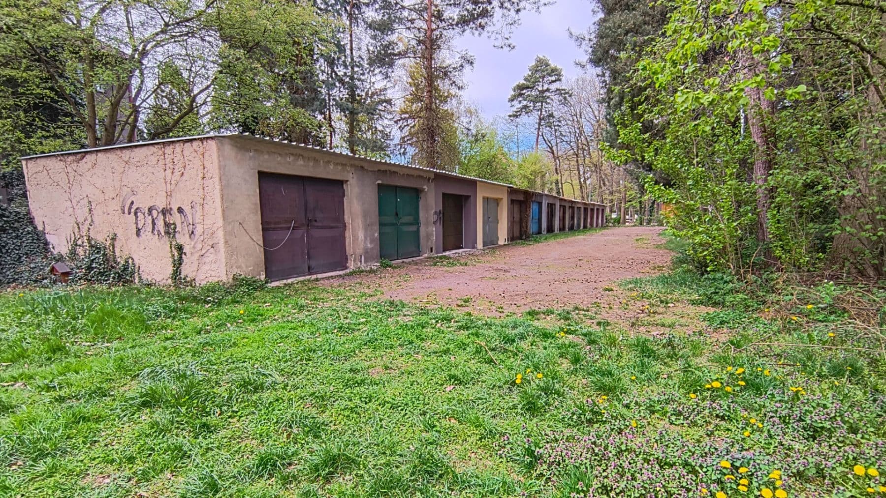 Prodej garáže 23 m², Praha, Praha Prodej garáže 23 m², Praha, Praha