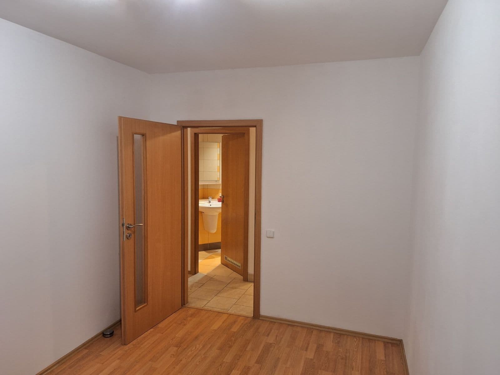 Pronájem bytu 2+kk 42 m², Přímětická, Praha, Praha Pronájem bytu 2+kk 42 m², Přímětická, Praha, Praha