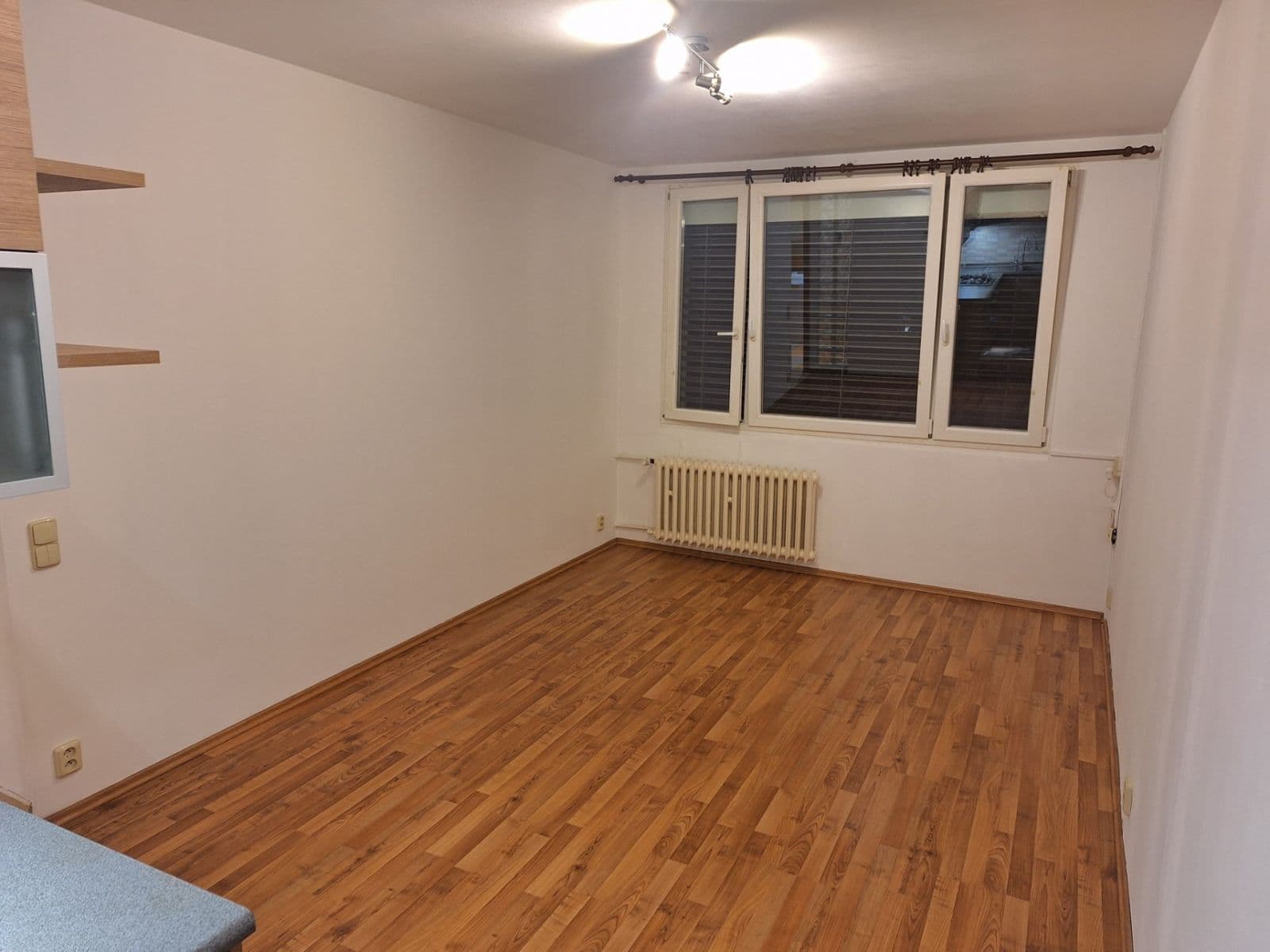 Pronájem bytu 2+kk 42 m², Přímětická, Praha, Praha Pronájem bytu 2+kk 42 m², Přímětická, Praha, Praha