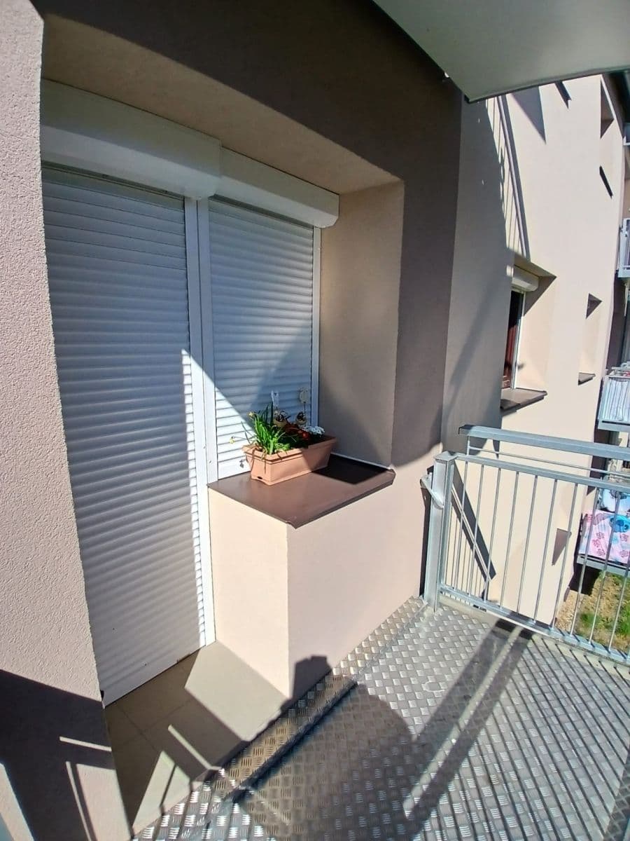 Prodej bytu 2+1 51 m², 9. května, Chvaletice, Pardubický kraj Prodej bytu 2+1 51 m², 9. května, Chvaletice, Pardubický kraj