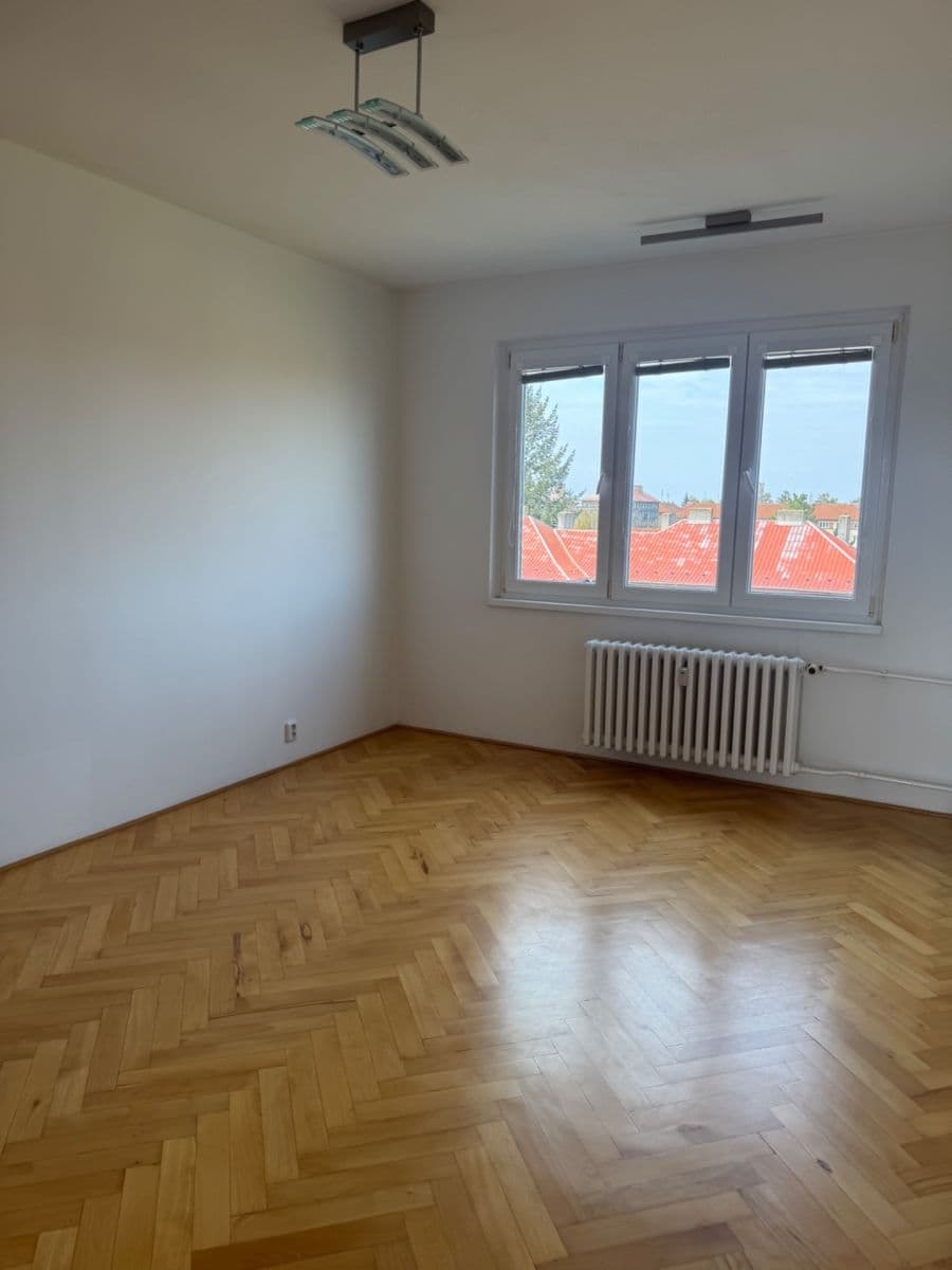 Pronájem bytu 2+1 49 m², Dánská, Kladno, Středočeský kraj Pronájem bytu 2+1 49 m², Dánská, Kladno, Středočeský kraj