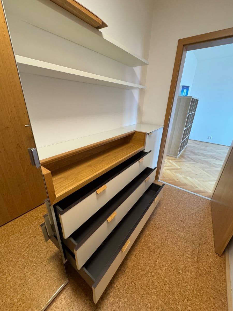 Pronájem bytu 2+1 49 m², Dánská, Kladno, Středočeský kraj Pronájem bytu 2+1 49 m², Dánská, Kladno, Středočeský kraj