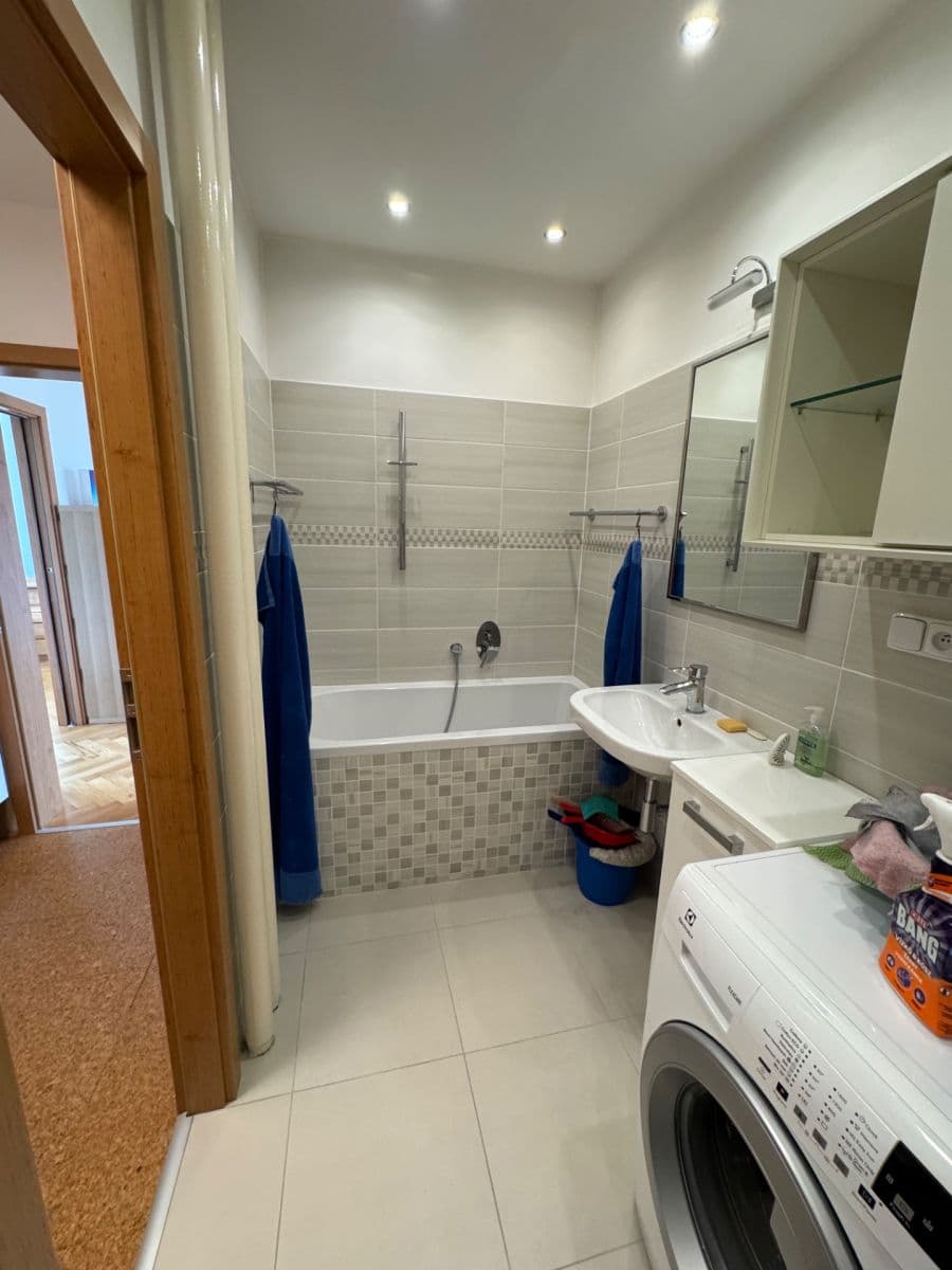 Pronájem bytu 2+1 49 m², Dánská, Kladno, Středočeský kraj Pronájem bytu 2+1 49 m², Dánská, Kladno, Středočeský kraj