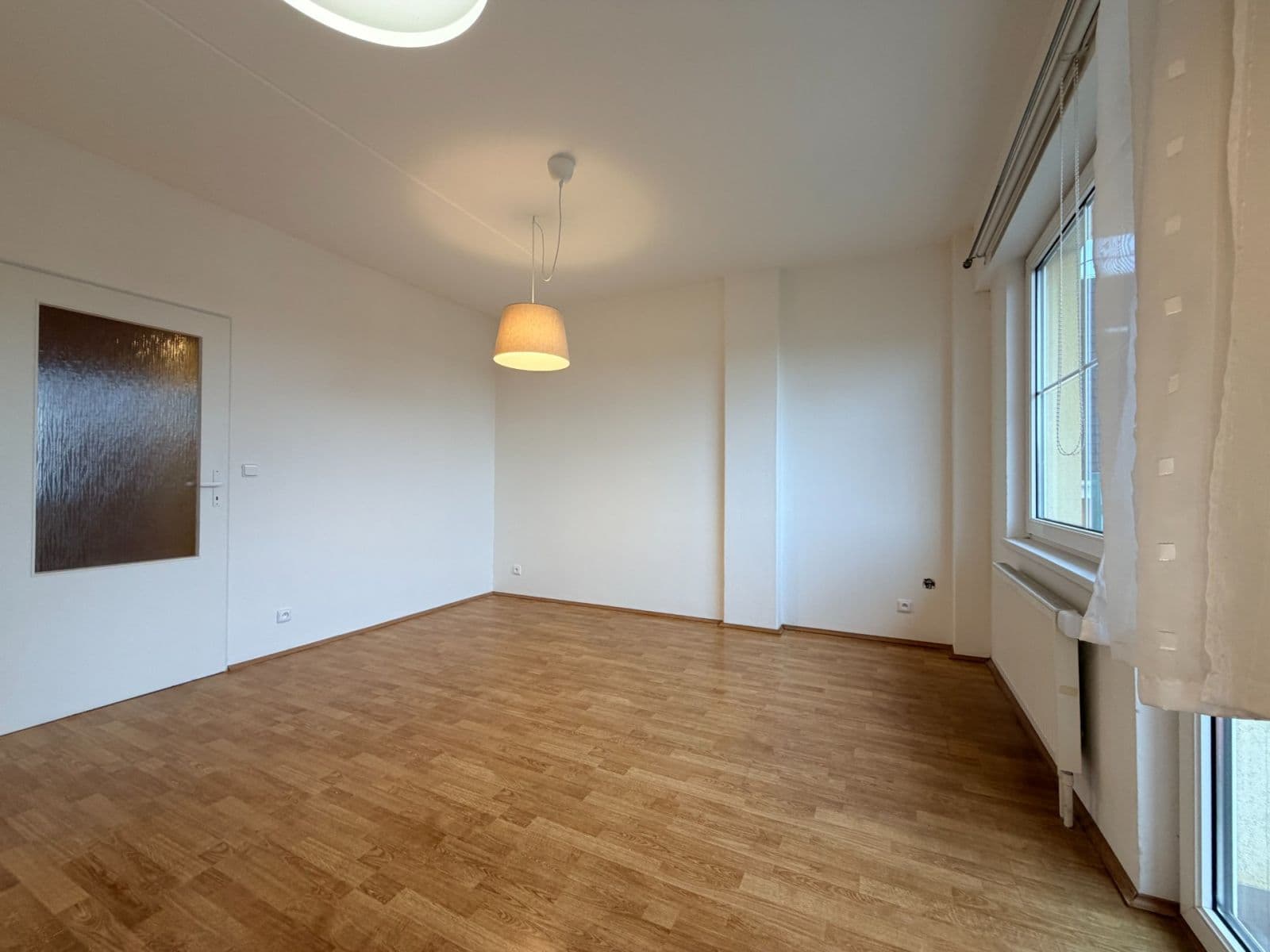 Pronájem bytu 2+kk 51 m², Vojtěcha Lanny, Kladno, Středočeský kraj Pronájem bytu 2+kk 51 m², Vojtěcha Lanny, Kladno, Středočeský kraj
