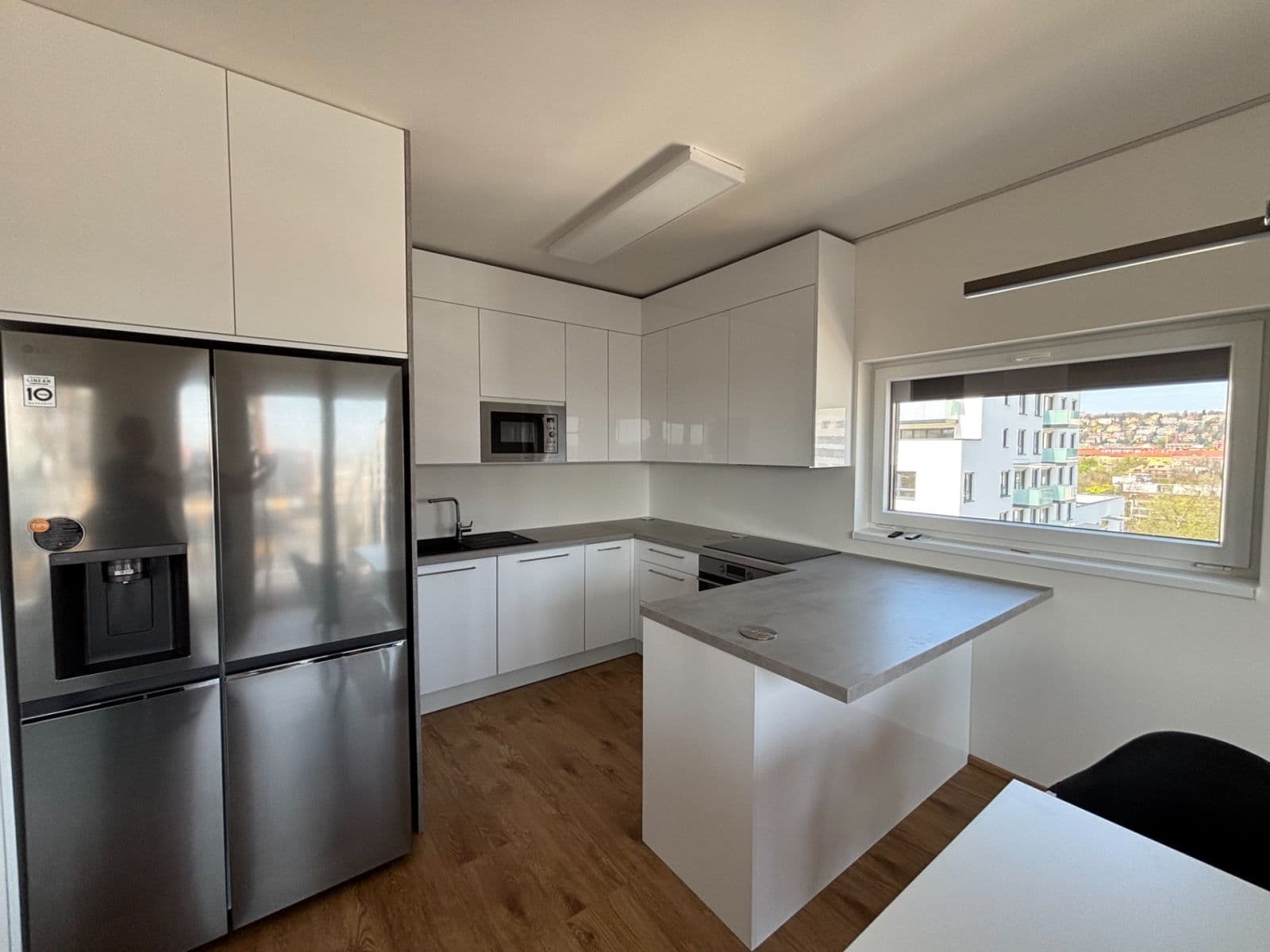 Pronájem bytu 2+kk 63 m², Pod Harfou, Praha, Praha Pronájem bytu 2+kk 63 m², Pod Harfou, Praha, Praha