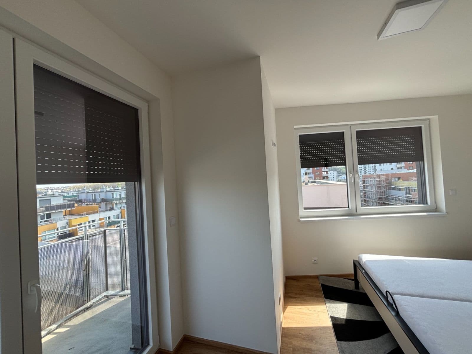Pronájem bytu 2+kk 63 m², Pod Harfou, Praha, Praha Pronájem bytu 2+kk 63 m², Pod Harfou, Praha, Praha