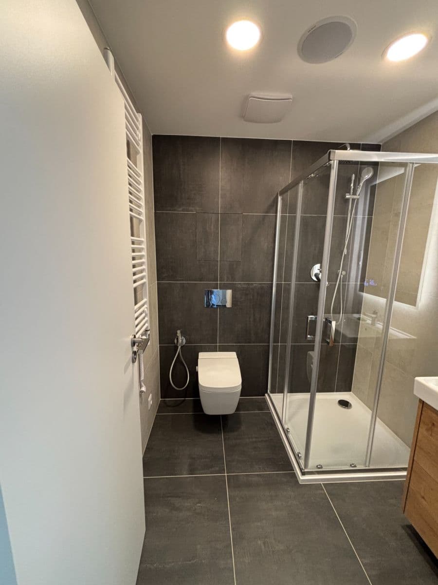 Pronájem bytu 2+kk 63 m², Pod Harfou, Praha, Praha Pronájem bytu 2+kk 63 m², Pod Harfou, Praha, Praha
