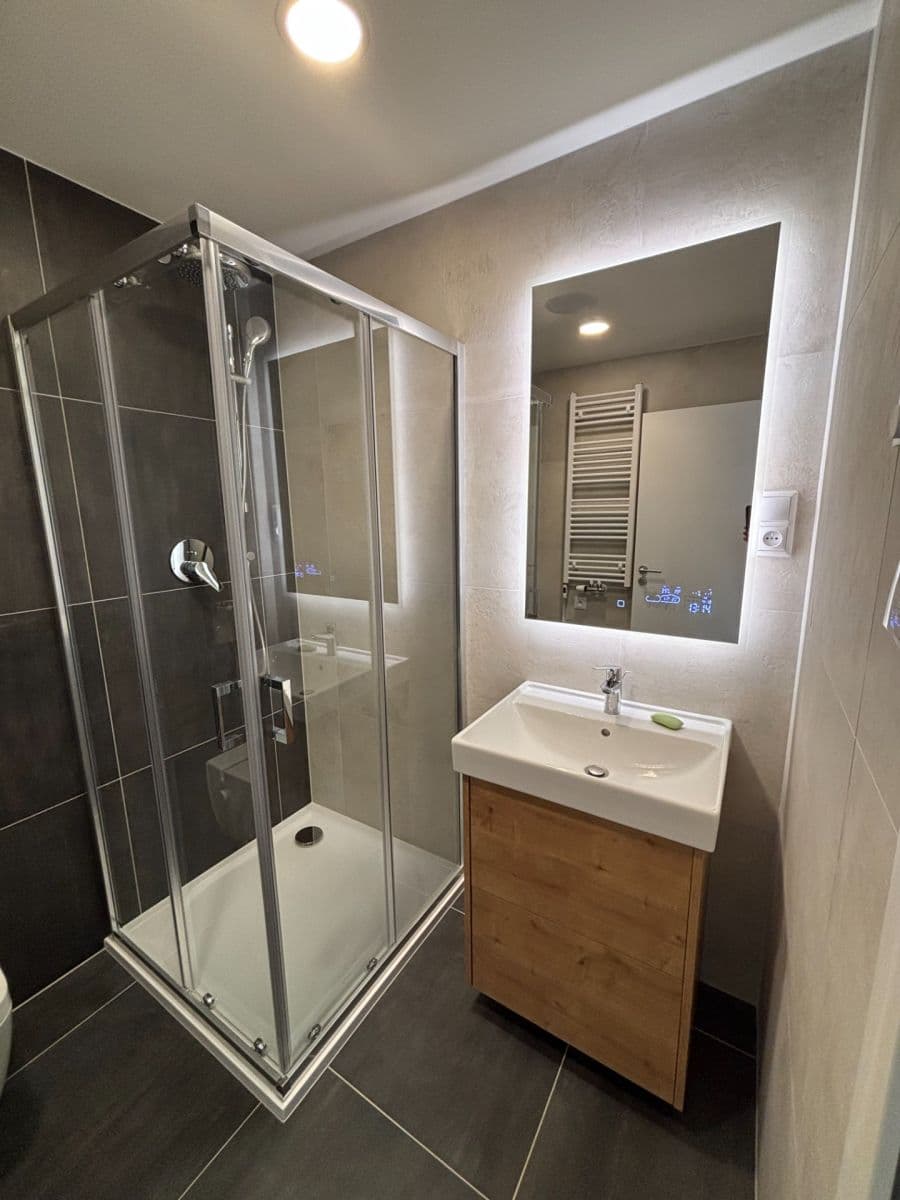 Pronájem bytu 2+kk 63 m², Pod Harfou, Praha, Praha Pronájem bytu 2+kk 63 m², Pod Harfou, Praha, Praha