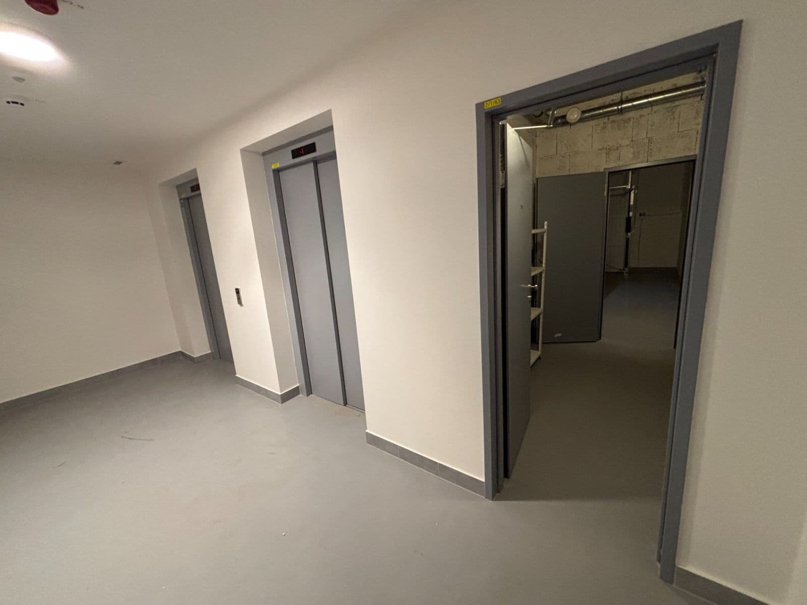 Pronájem bytu 2+kk 63 m², Pod Harfou, Praha, Praha Pronájem bytu 2+kk 63 m², Pod Harfou, Praha, Praha