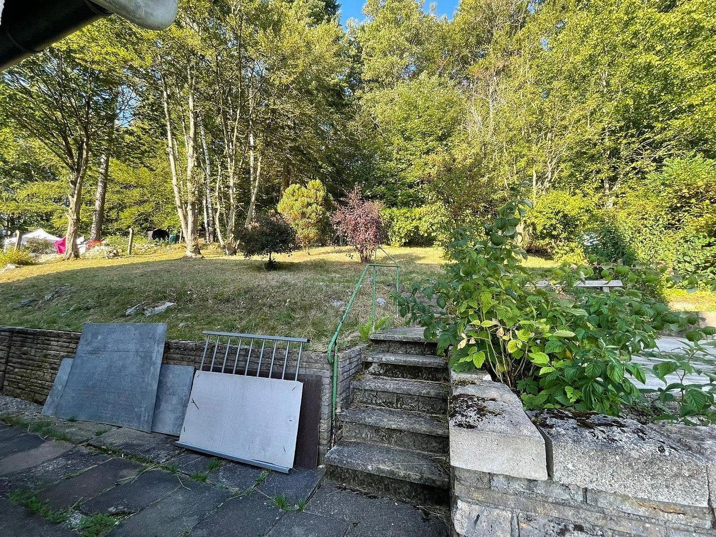 Pronájem bytu 3+1 95 m², Rametshalde 15, Münsingen, Bádensko-Württembersko Pronájem bytu 3+1 95 m², Rametshalde 15, Münsingen, Bádensko-Württembersko