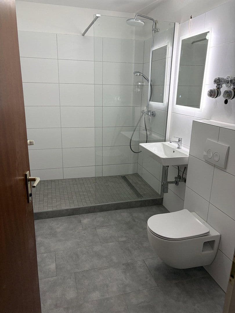 Pronájem bytu 2+1 63 m², Ludwigsburg, Bádensko-Württembersko Pronájem bytu 2+1 63 m², Ludwigsburg, Bádensko-Württembersko