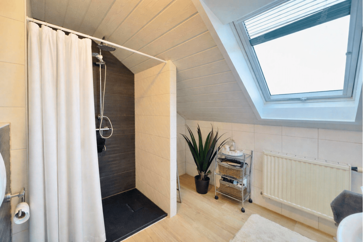 Prodej domu 177 m², pozemek 361 m², Meckenbeuren, Bádensko-Württembersko Prodej domu 177 m², pozemek 361 m², Meckenbeuren, Bádensko-Württembersko