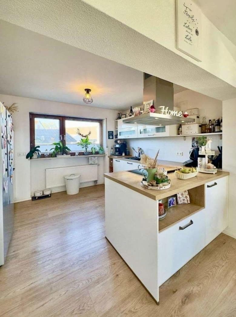 Prodej domu 177 m², pozemek 361 m², Meckenbeuren, Bádensko-Württembersko Prodej domu 177 m², pozemek 361 m², Meckenbeuren, Bádensko-Württembersko
